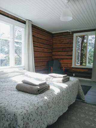 Отели типа «постель и завтрак» Hannaksen tila Корпо Большой двухместный номер с 1 кроватью-6